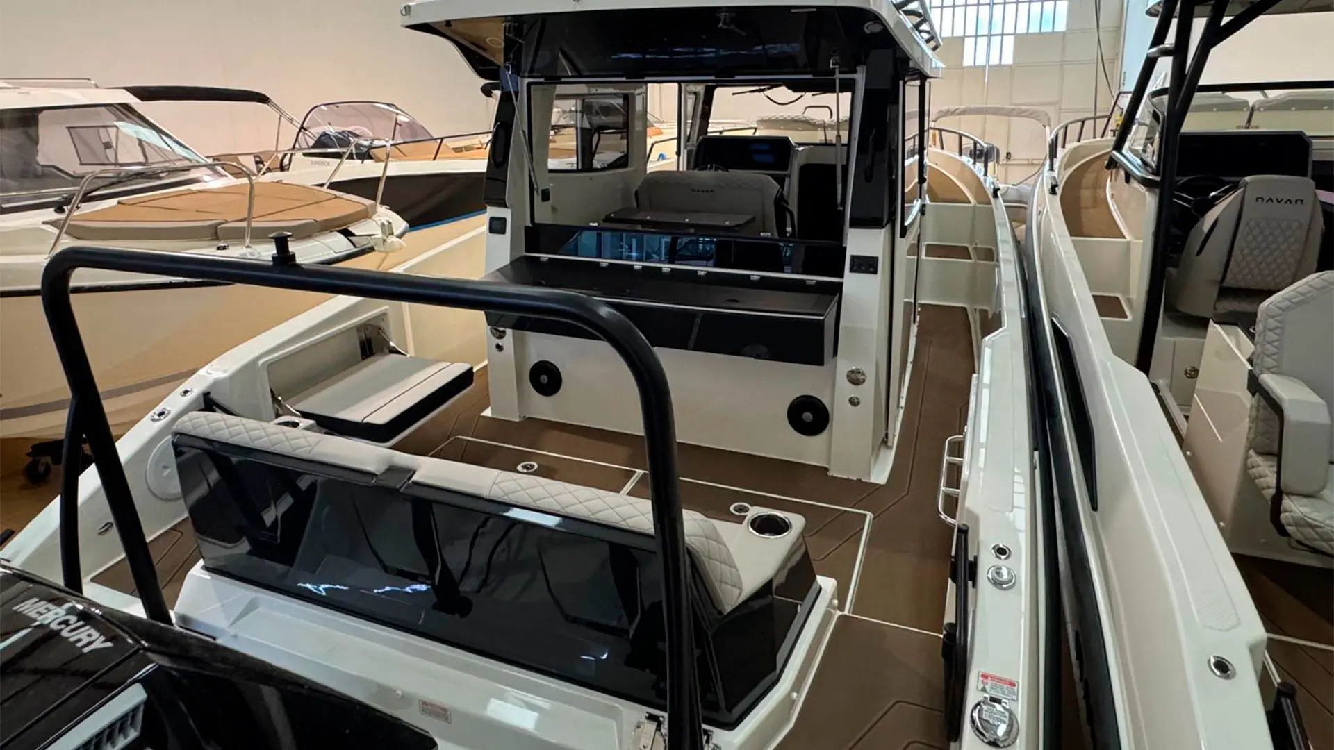 Barco nuevo entrega inmediata Navan C30 Cabin ap - Bañera