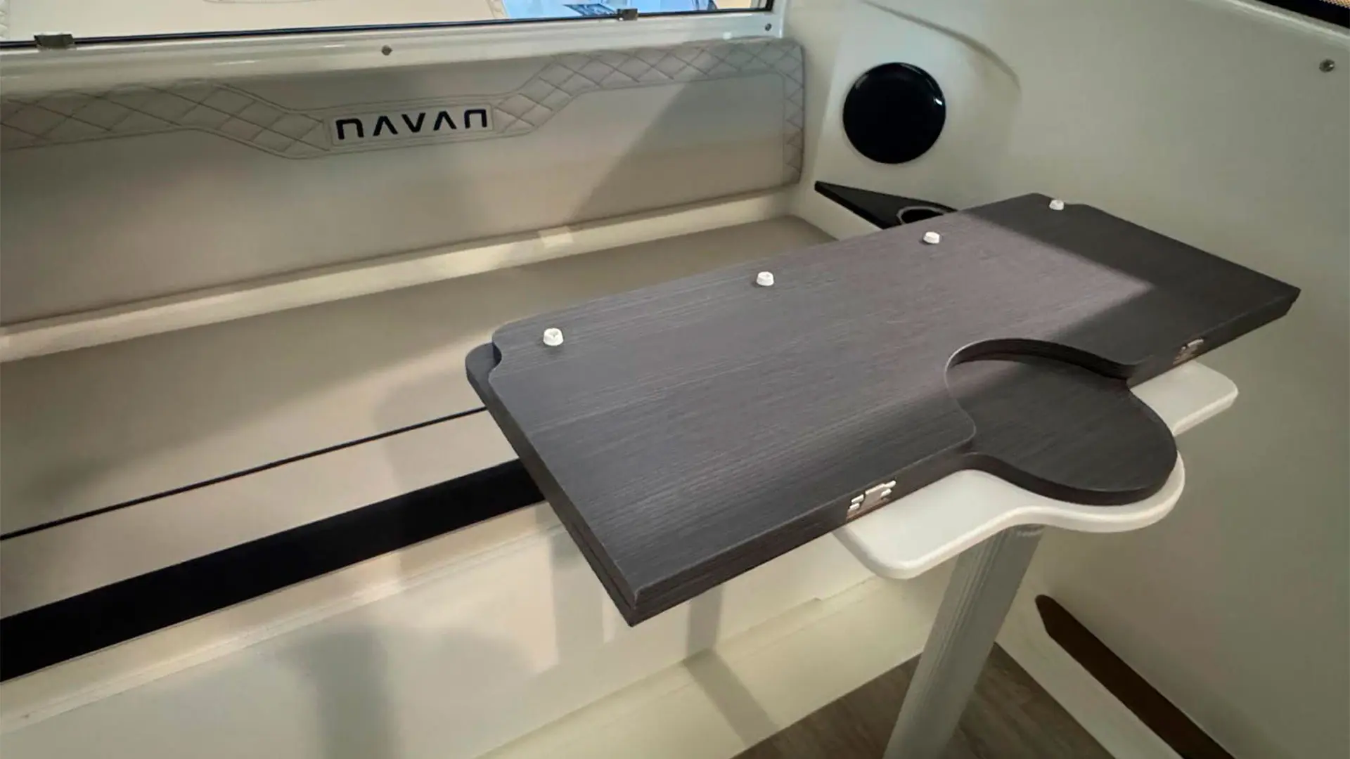 Barco nuevo entrega inmediata Navan C30 Cabin ap - Picnic interior
