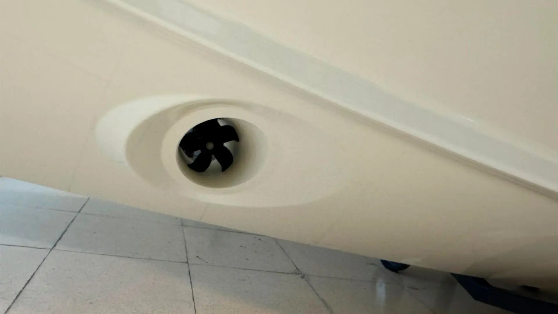 Barco nuevo entrega inmediata Navan C30 Cabin ap -Vista detalle