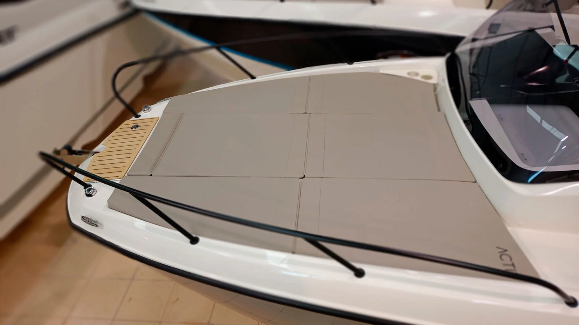 Barco nuevo entrega inmediata Quicksilver Activ 675 Sundeck - Solárium