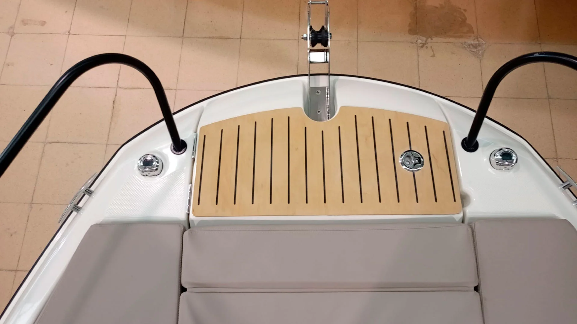 Barco nuevo entrega inmediata Quicksilver Activ 675 Sundeck - Ancla