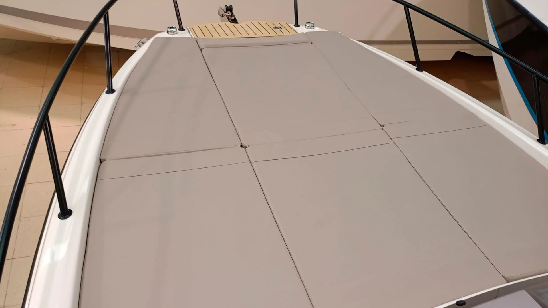 Barco nuevo entrega inmediata Quicksilver Activ 675 Sundeck - Zona solárium