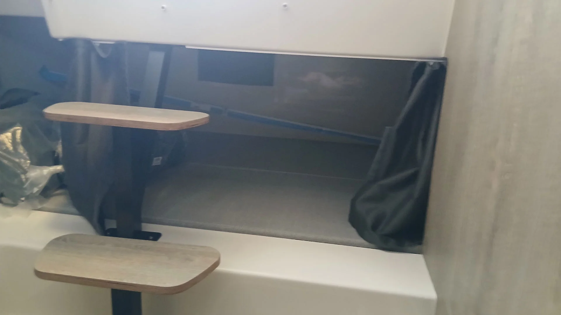 barco-nuevo-entrega-inmediata-quicksilver-activ-875-sundeck-cama-individual