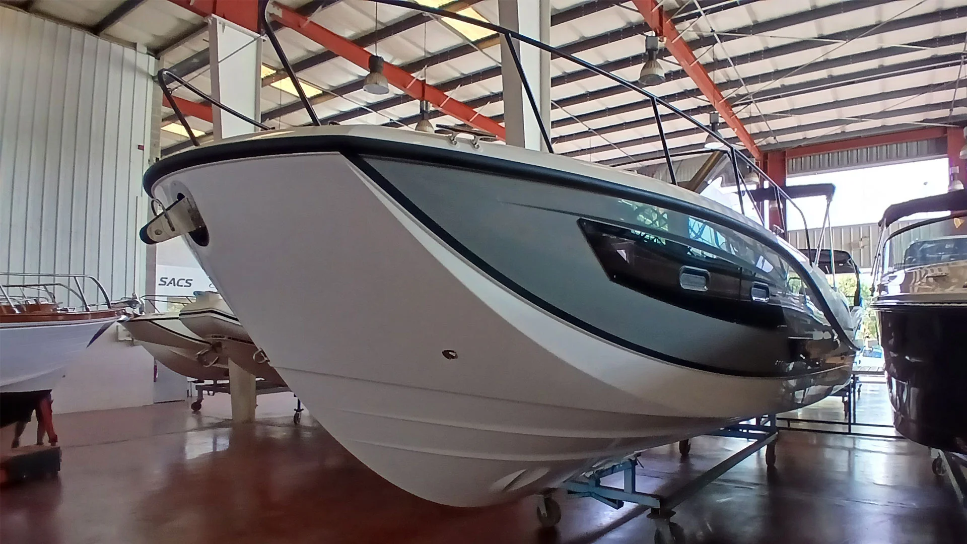 barco-nuevo-entrega-inmediata-quicksilver-activ-875-sundeck-vista-casco