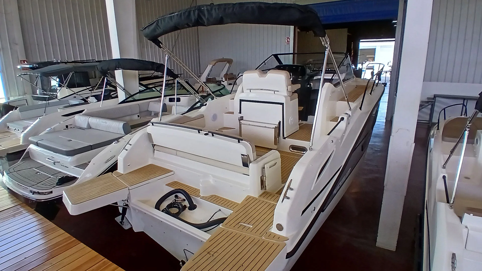 barco-nuevo-entrega-inmediata-quicksilver-activ-875-sundeck-vista-desde-popa