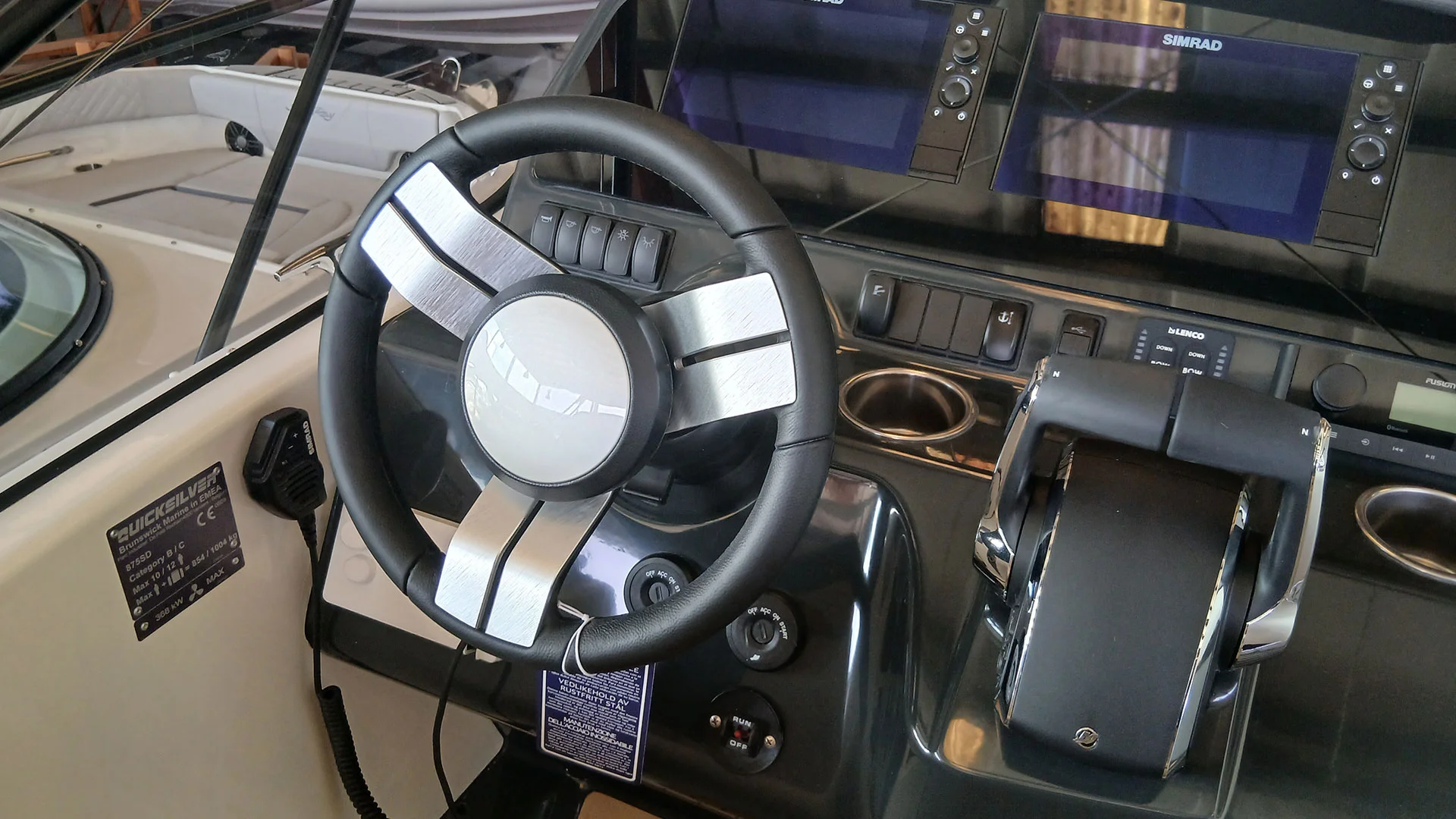 barco-nuevo-entrega-inmediata-quicksilver-activ-875-sundeck-volante