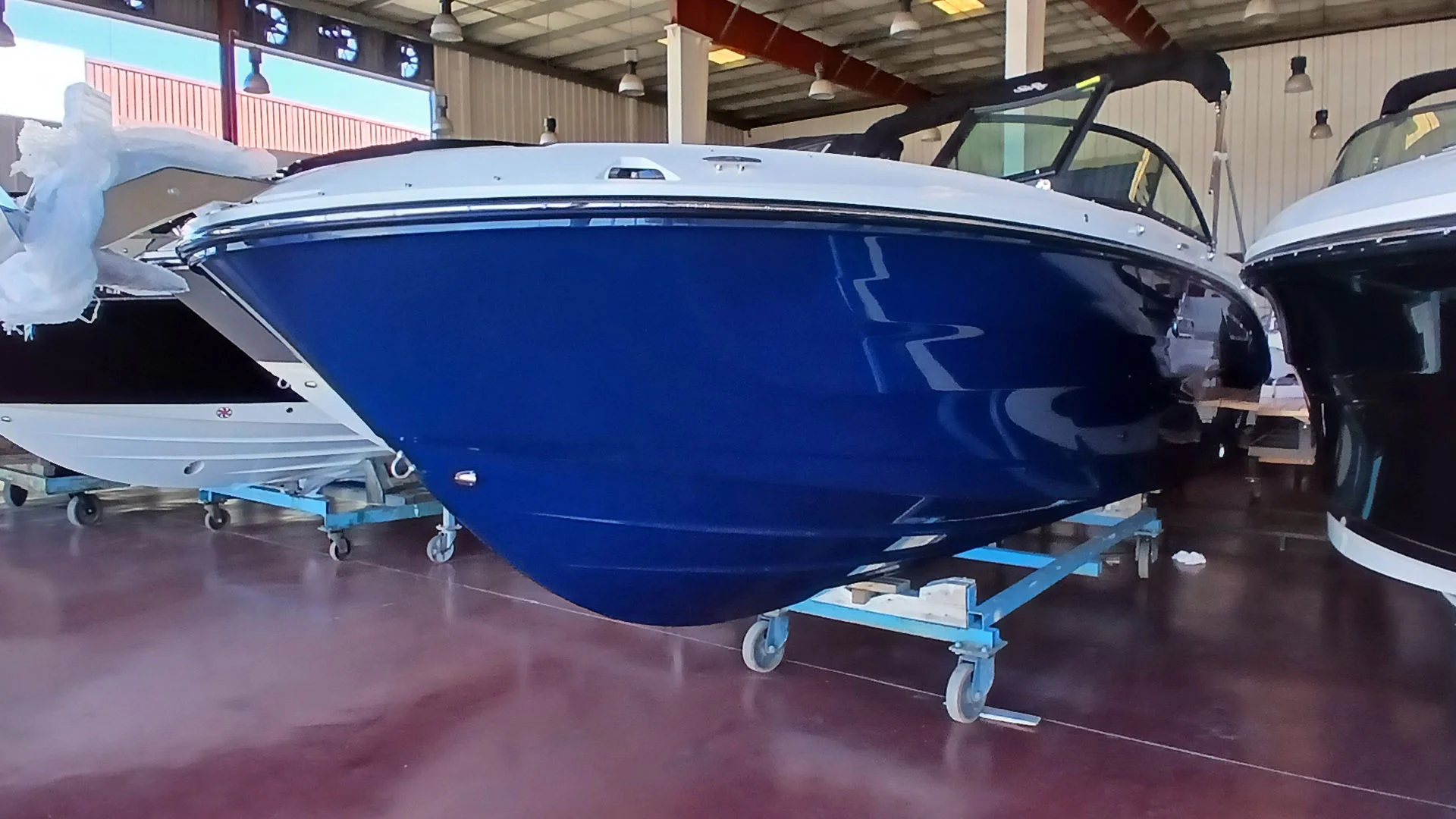 barco-nuevo-entrega-inmediata-sea-ray-sdx-230-casco