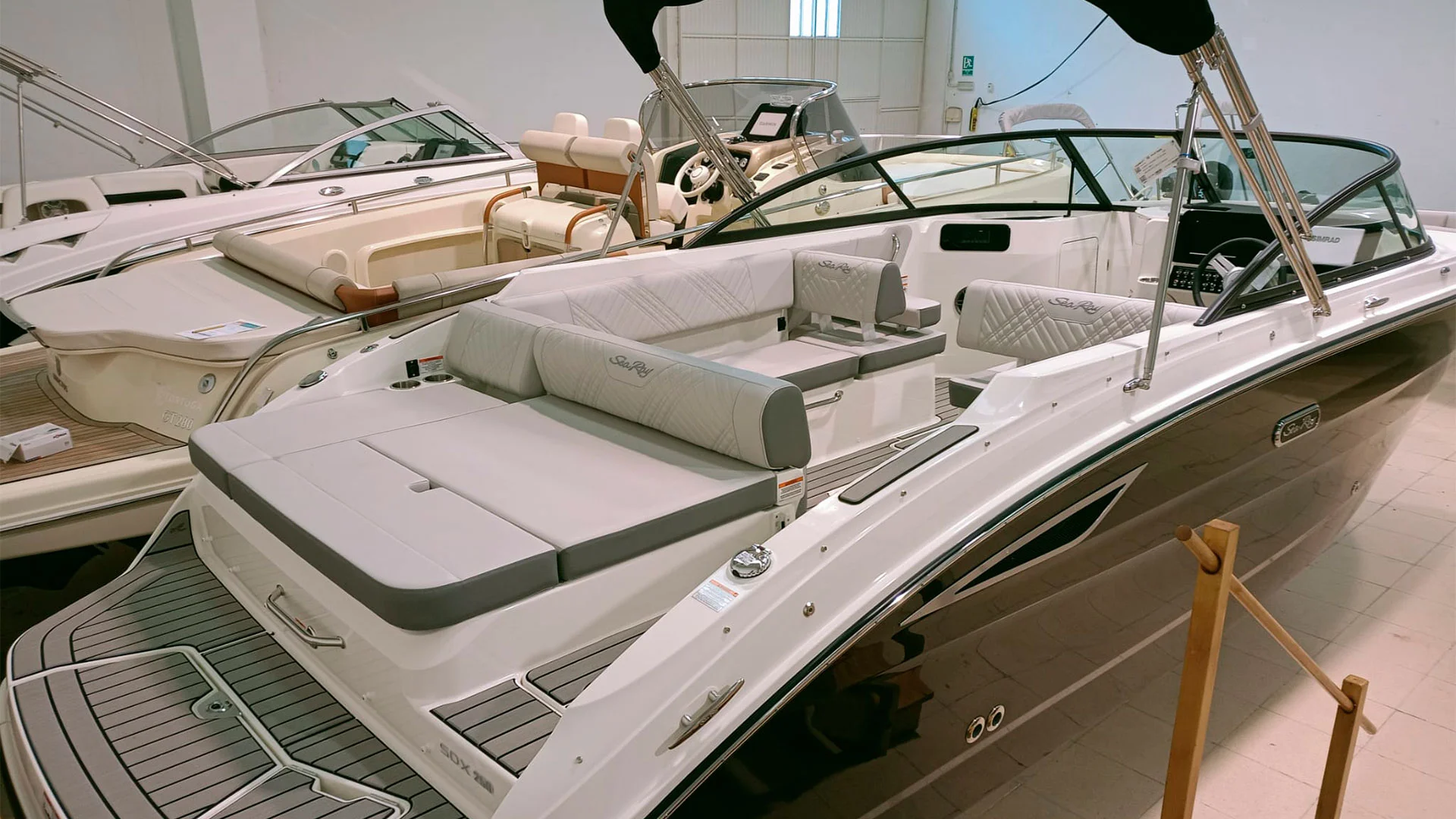 barco-nuevo-entrega-inmediata-sea-ray-sdx-250-en-stock