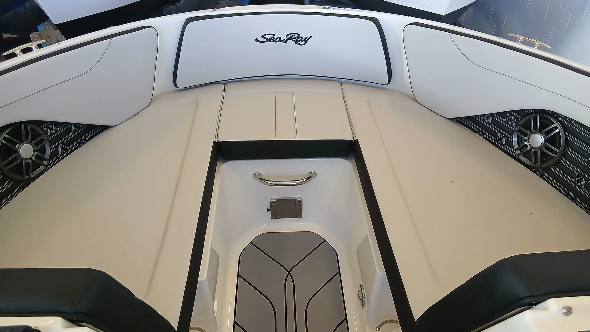 Barco nuevo entrega inmediata Sea RAy SPX 190 OB - Solárium