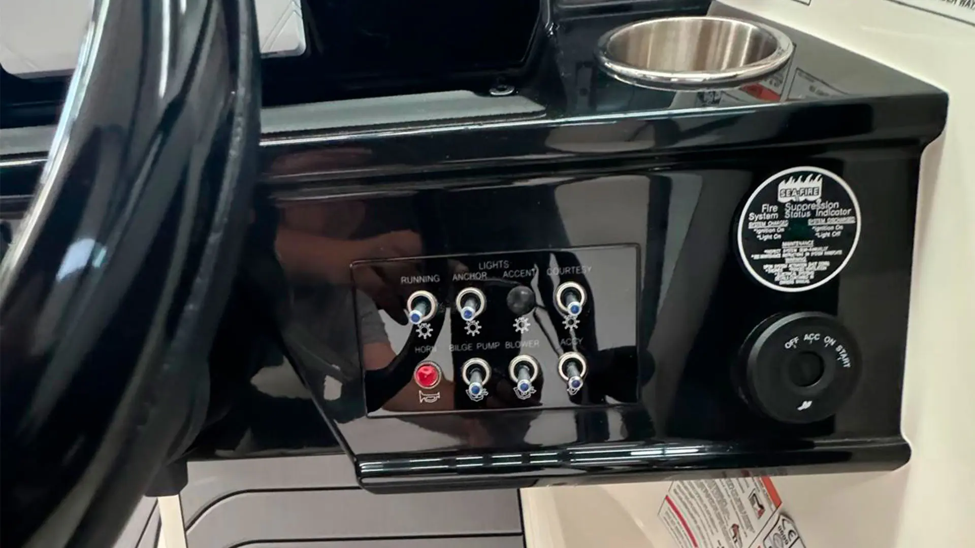 Barco nuevo entrega inmediata Sea Ray SPX 210 AP - Detalle