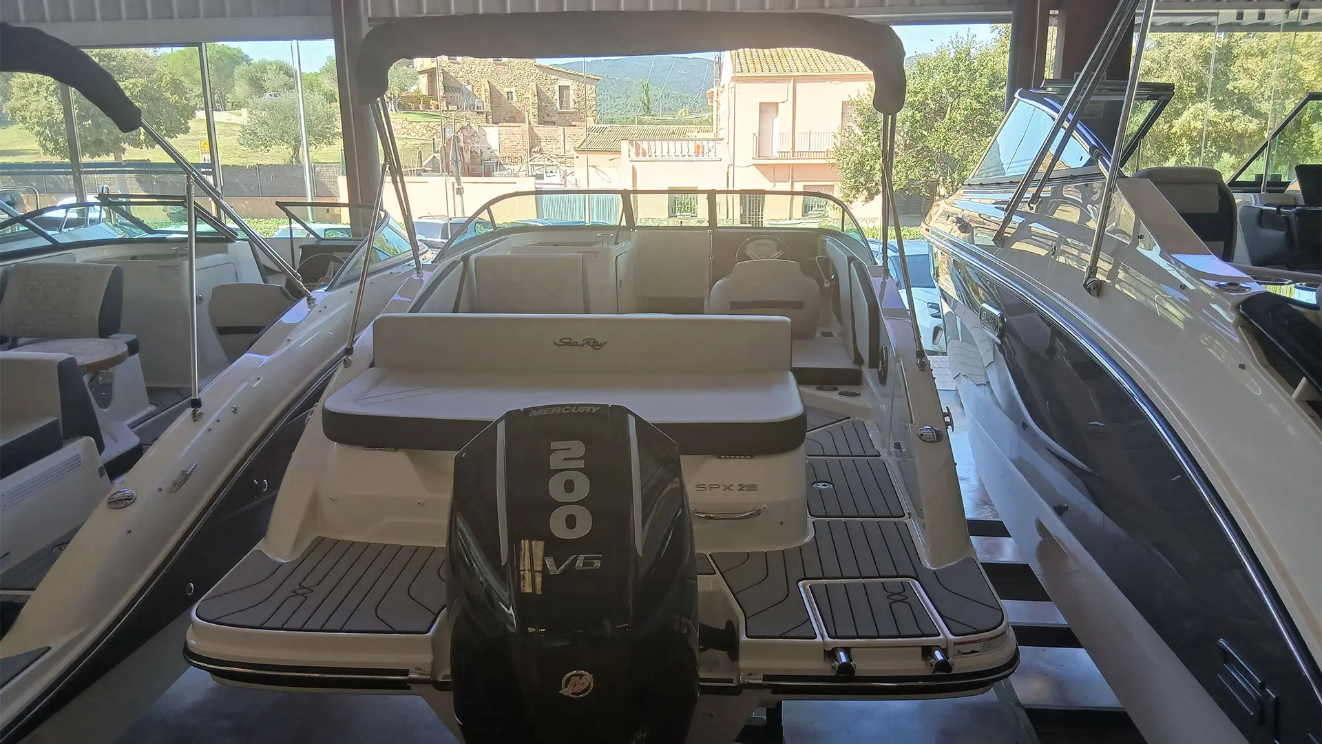 Barco nuevo entrega inmediata Sea Ray SPX 210 OB - Vista desde popa