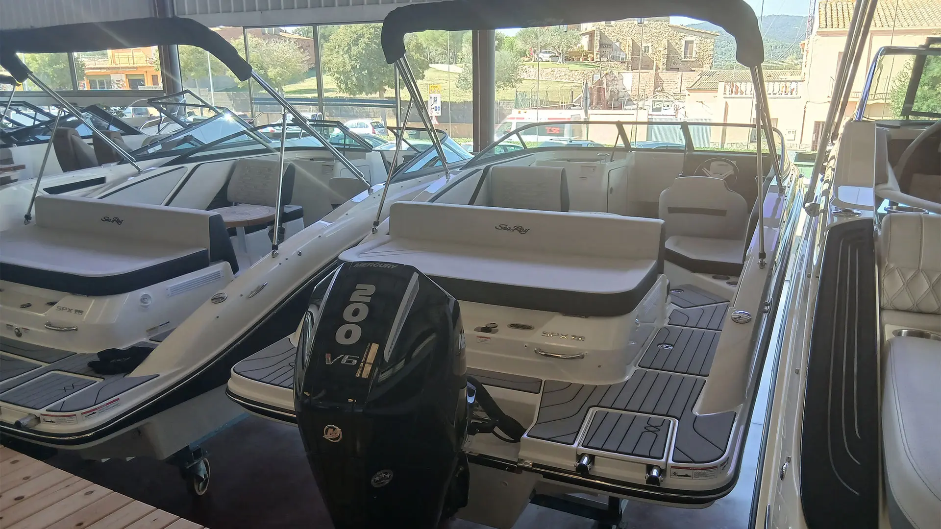 Barco nuevo entrega inmediata Sea Ray SPX 210 OB - Vista general