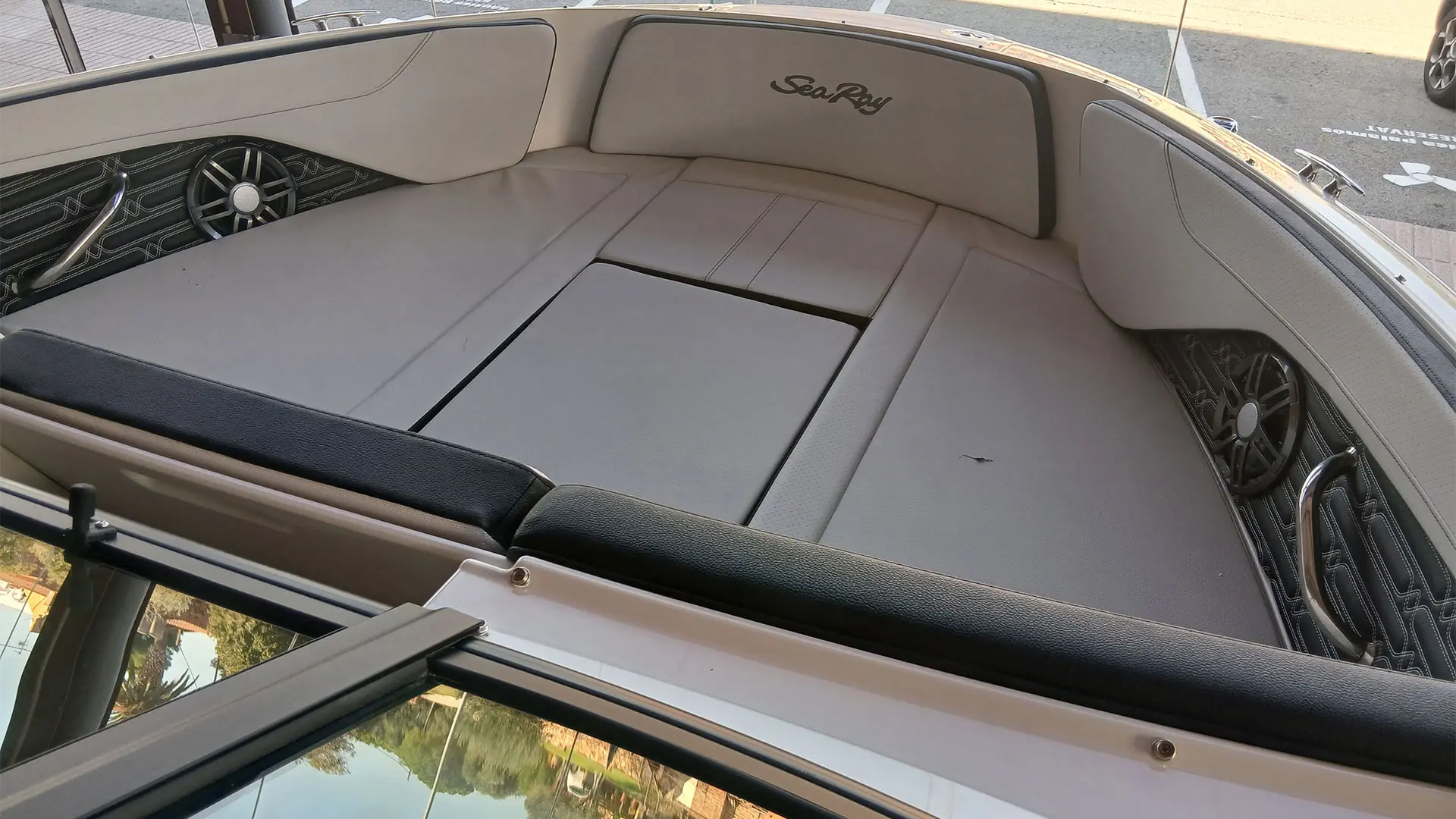 Barco nuevo entrega inmediata Sea Ray SPX 210 OB - Vista solárium