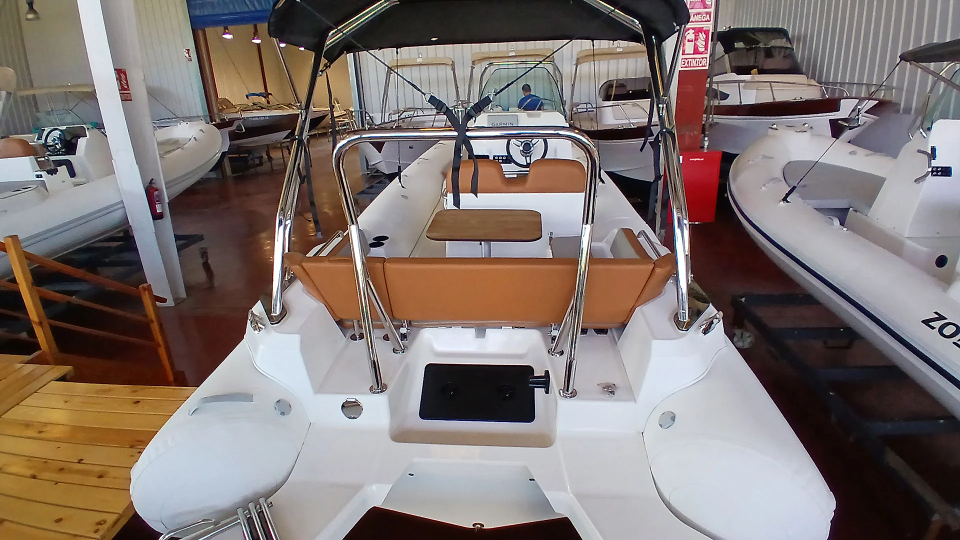 barco-nuevo-entrega-inmediata-zodiac-medline-6-8-desde-popa