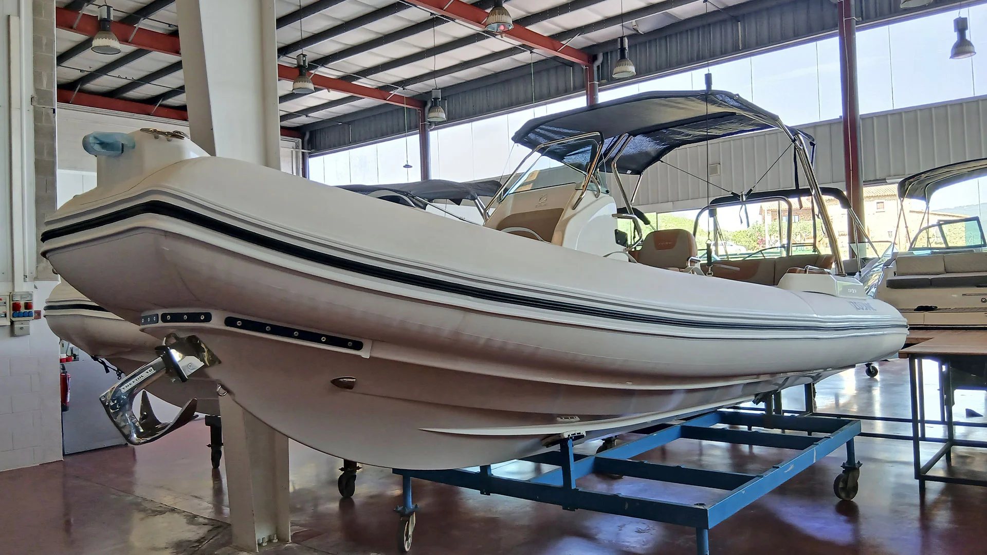 barco-nuevo-entrega-inmediata-zodiac-medline-6-8-en-tienda