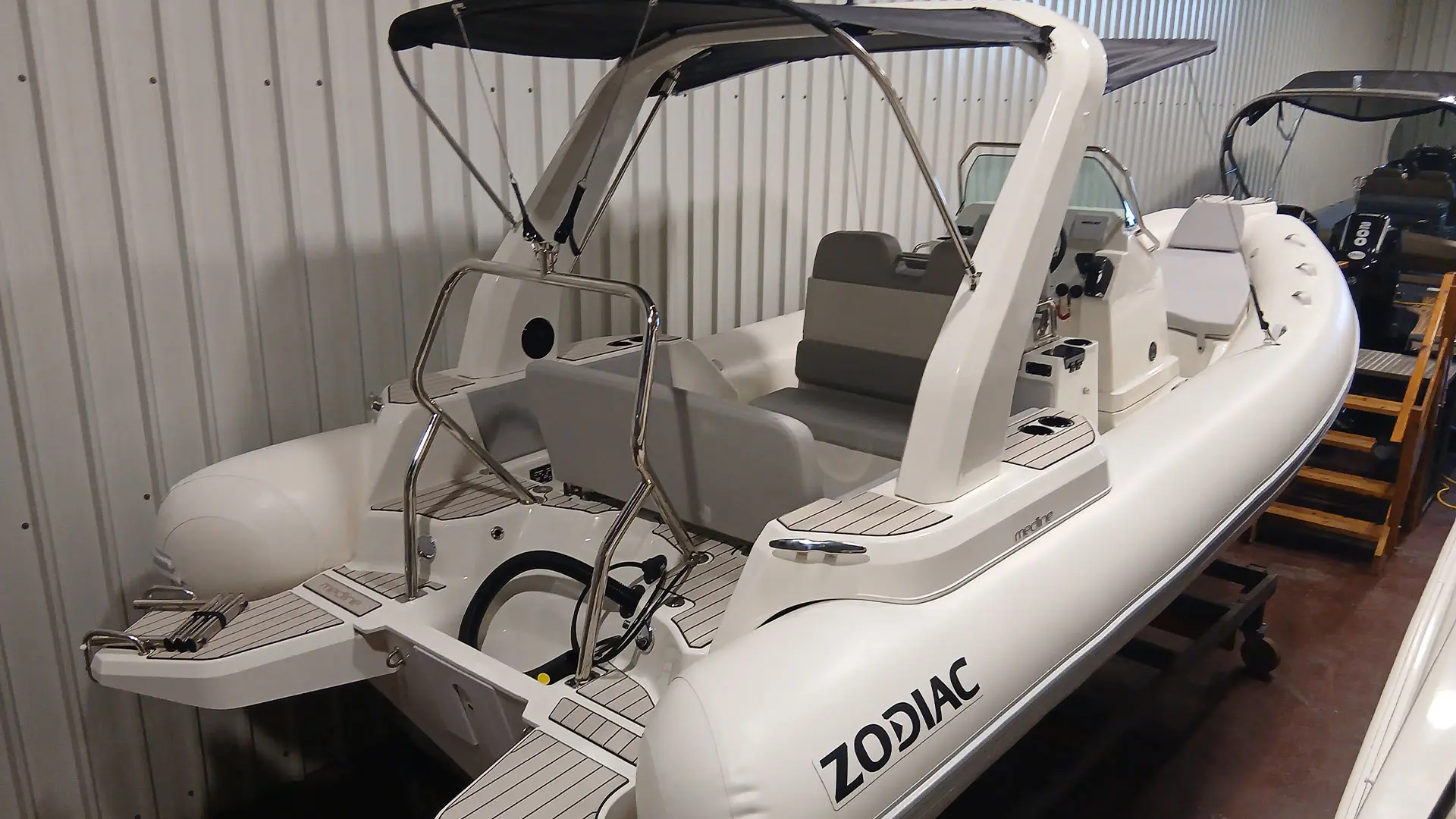 Barco nuevo entrega inmediata Zodiac Medline 7.5 - Imagen principal