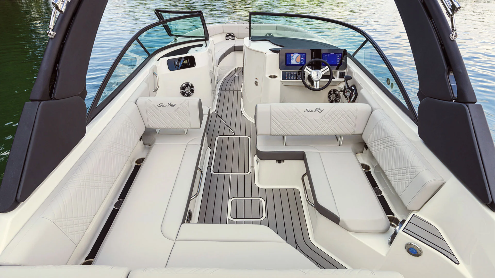 barco-nuevo-sea-ray-sdx-250-ob-bañera