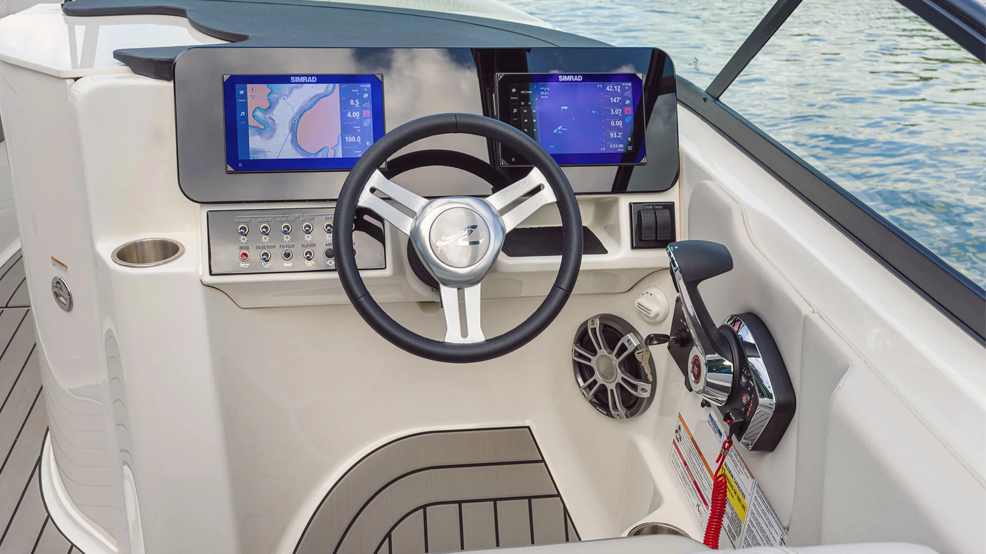 barco-nuevo-sea-ray-sdx-250-ob-consola