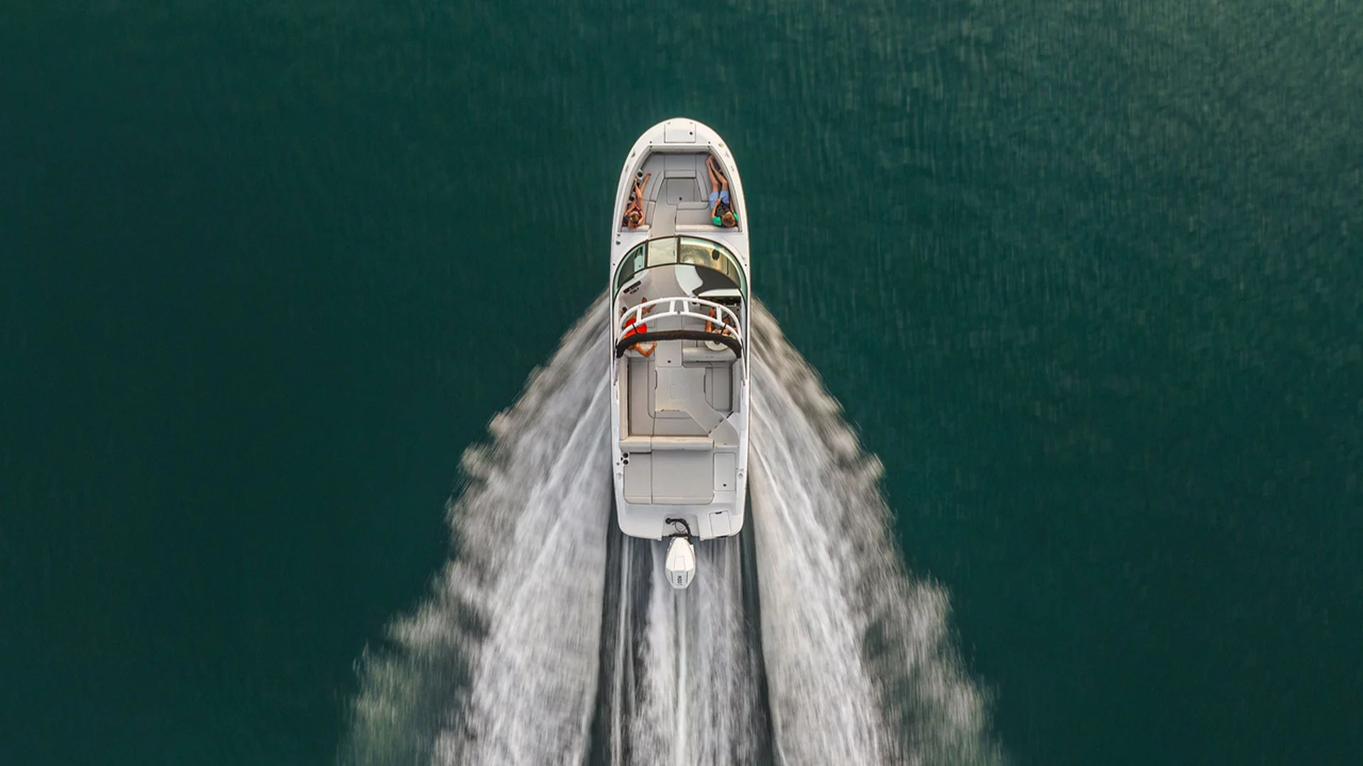 barco-nuevo-sea-ray-sdx-250-ob-imagen-aerea