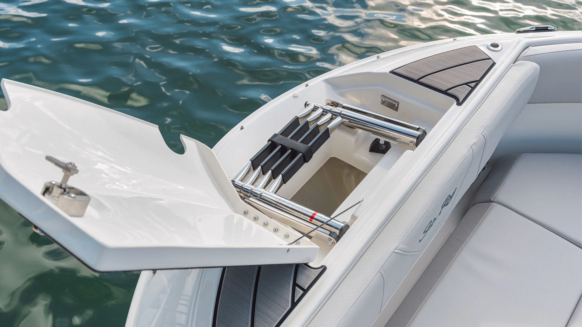 barco-nuevo-sea-ray-sdx-250-ob-proa