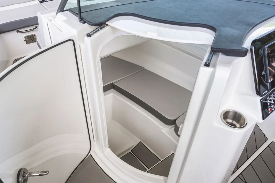 Barcos nuevos Sea Ray SDX 230 Surf - Cabina