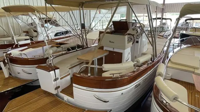 Cantieri Mimi Libeccio 7.5 Open - Vista popa entrega inmediata