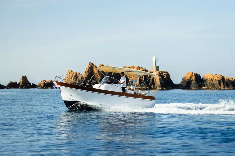 Cantieri Mimi Libeccio 7-5 WA - En las illes formigues