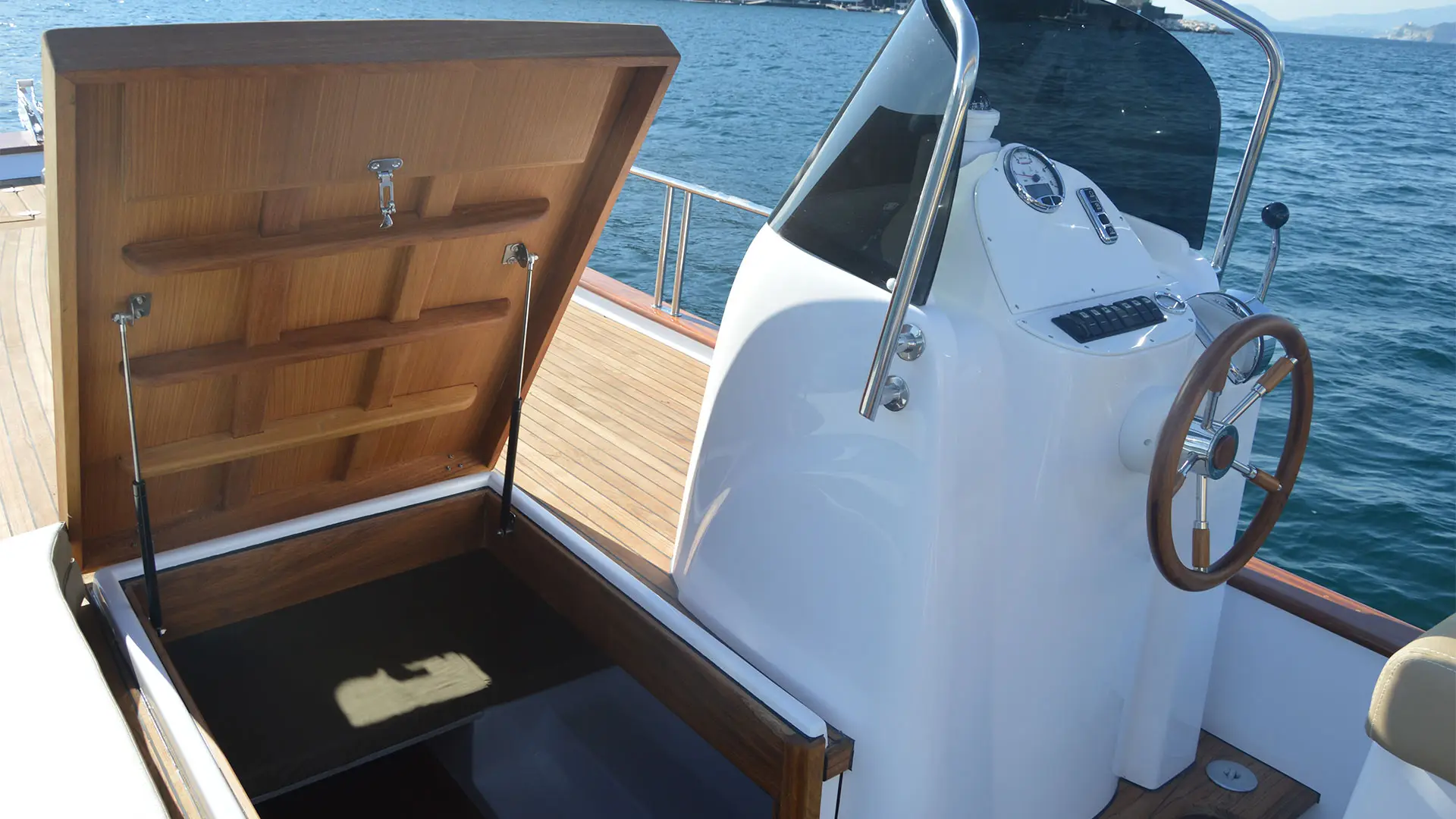 Cantieri Mimi Libeccio 8.5 Open - Consola entrega inmediata
