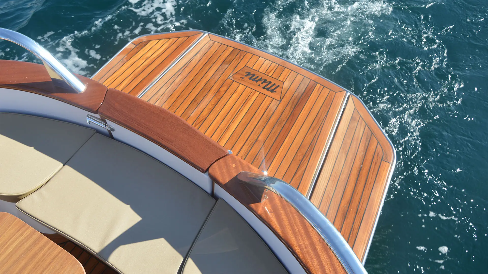 Cantieri Mimi Libeccio 8.5 Open - Plataforma de baño en stock