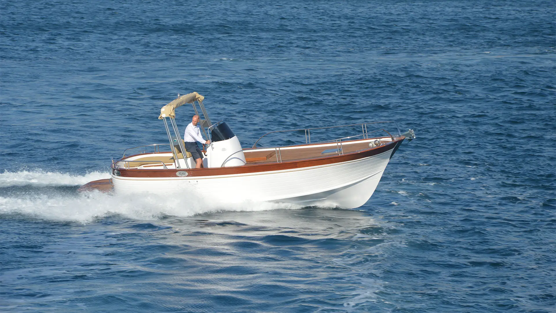 Cantieri Mimi Libeccio 8.5 Open - Vista lateral en stock