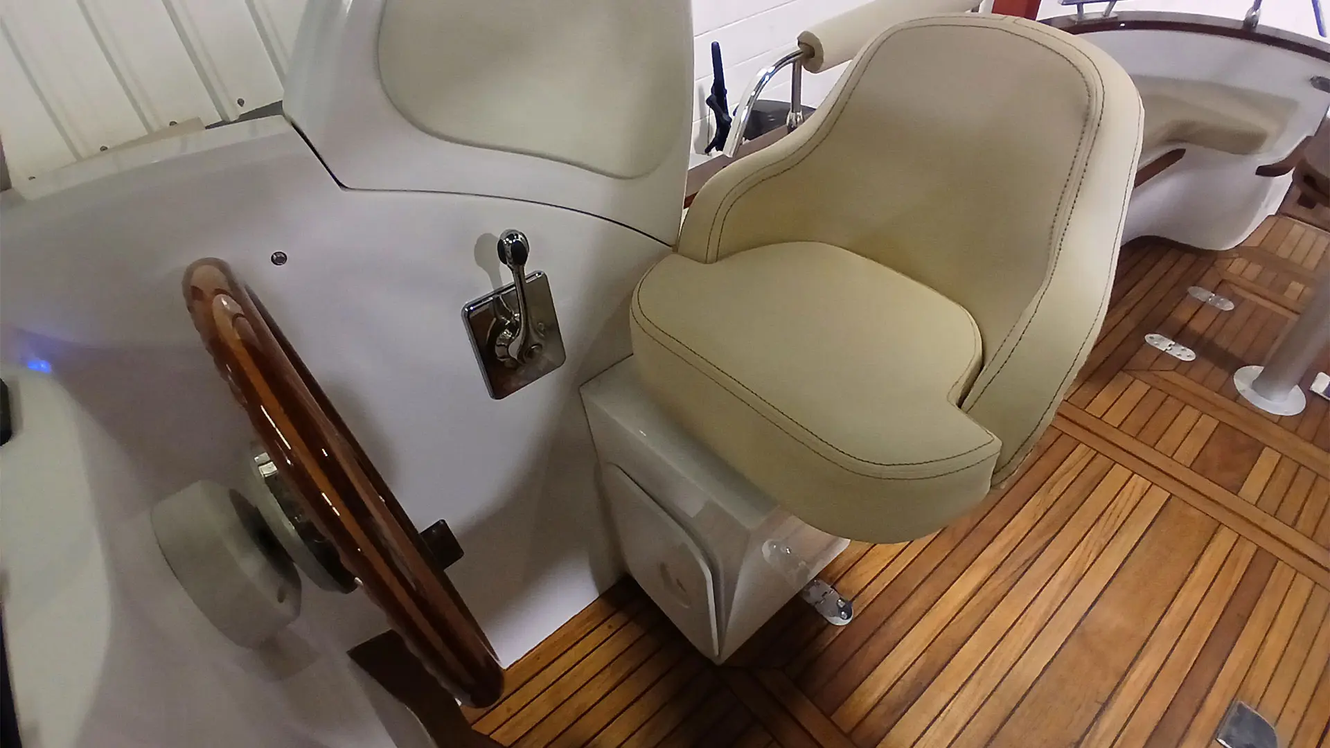 Barco de segunda mano Cantieri Mimi Libeccio 8.5 Sport- Asiento patrón