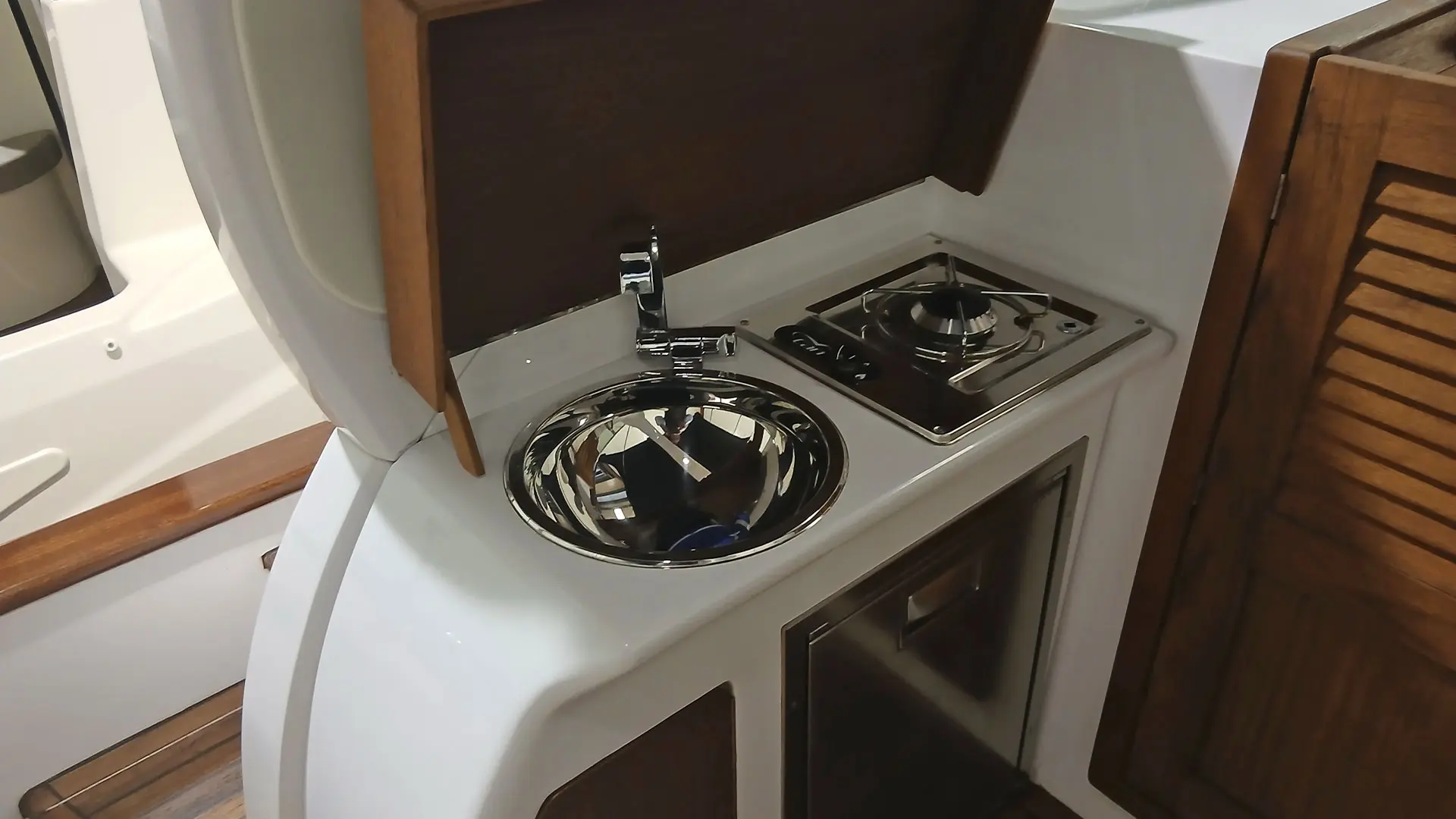 Barco de segunda mano Cantieri Mimi Libeccio 8.5 Sport- Vista cocina