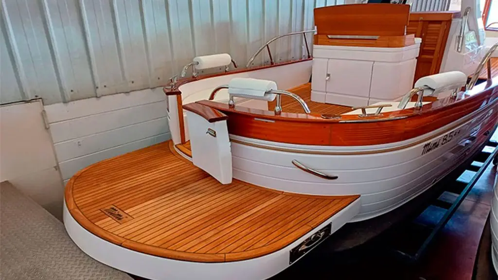 Cantieri Mimi Libeccio 8.5 WA - Plataforma de baño entrega imnediata