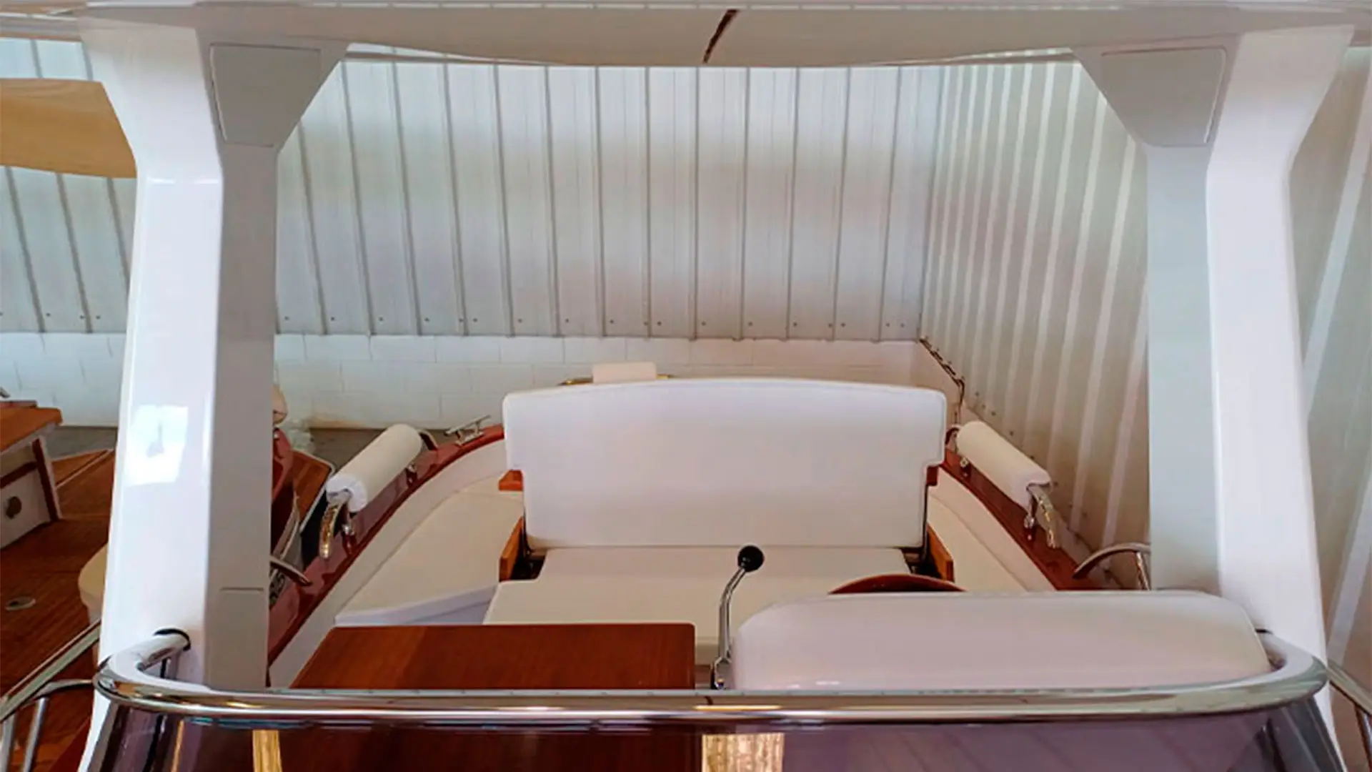 Cantieri Mimi Libeccio 8.5 WA - Vista hard top entrega inmediata