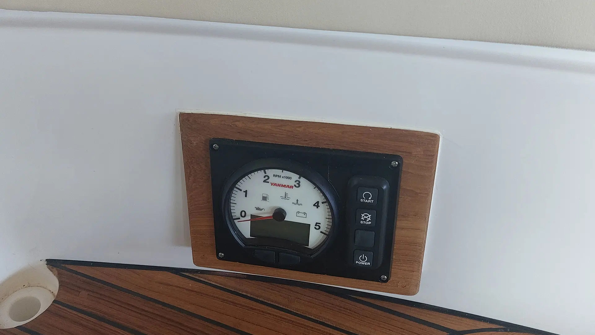 Entrega inmediata Cantieri Mimi Libeccio 6.5 Classic - Cuenta horas