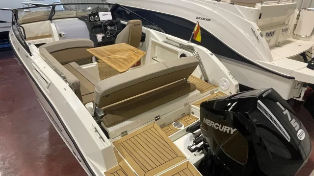 Entrega inmediata Quicksilver Activ 675 Cruiser - Imagen principal