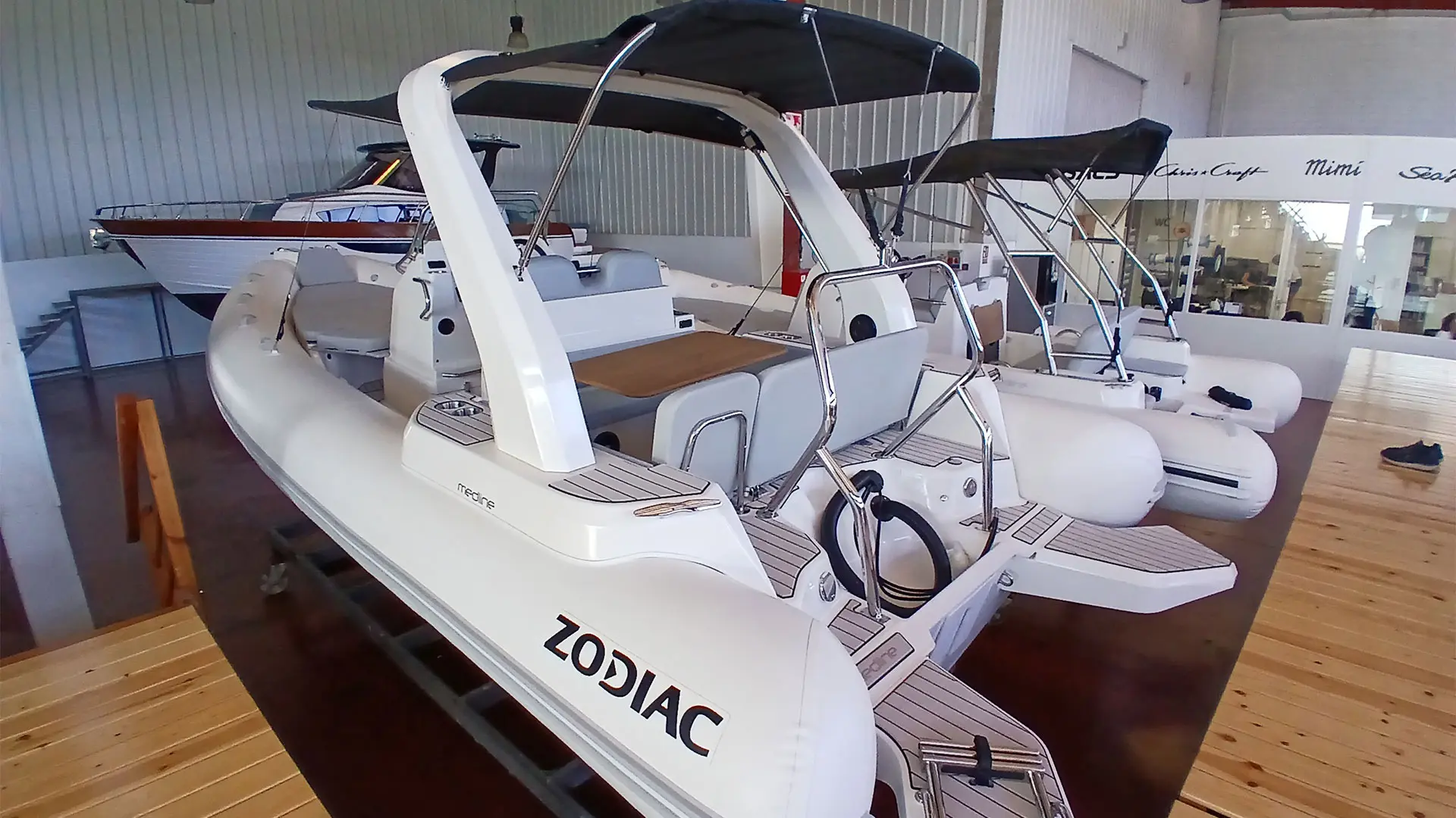 Entrega inmediata Zodiac Medline 7-5 - Imagen lateral