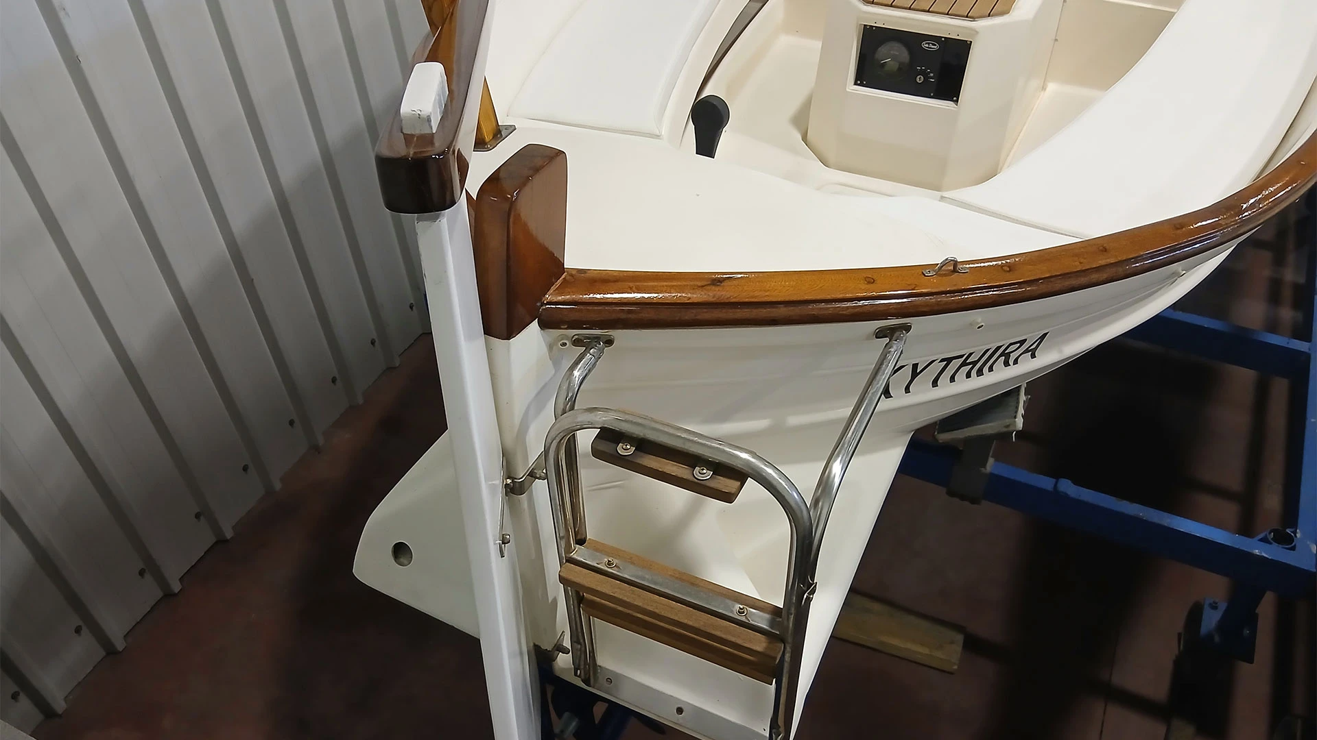 Llaut de segunda mano Majoni Caleta - Escalera de baño