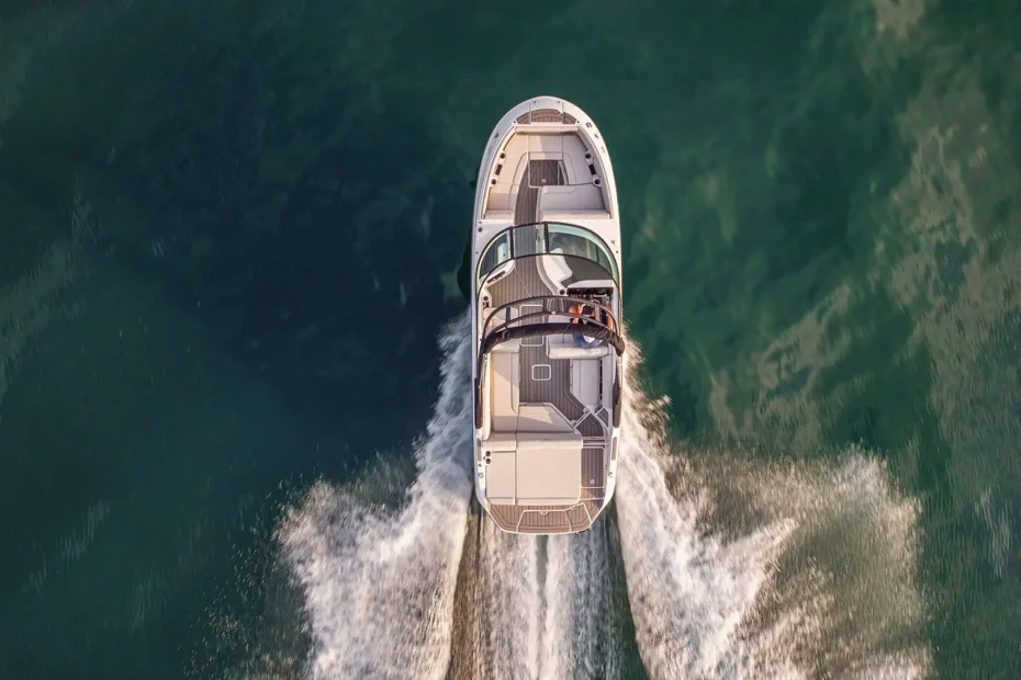 Nueva Sea Ray SDX 250 - Vista aérea