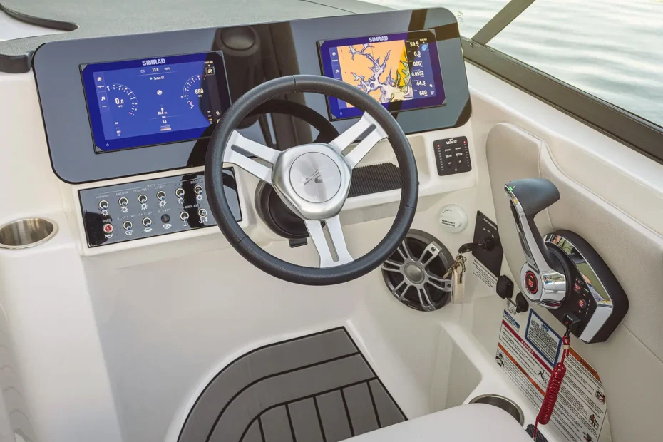Nueva Sea Ray SDX 270 fueraborda - Consola