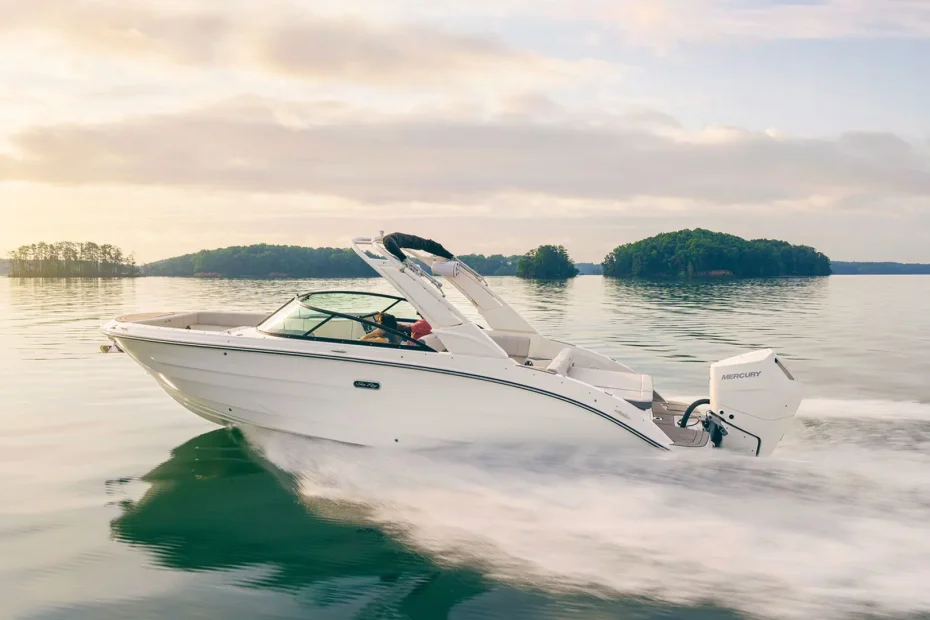 Nueva Sea Ray SDX 270 fueraborda - Imagen lateral