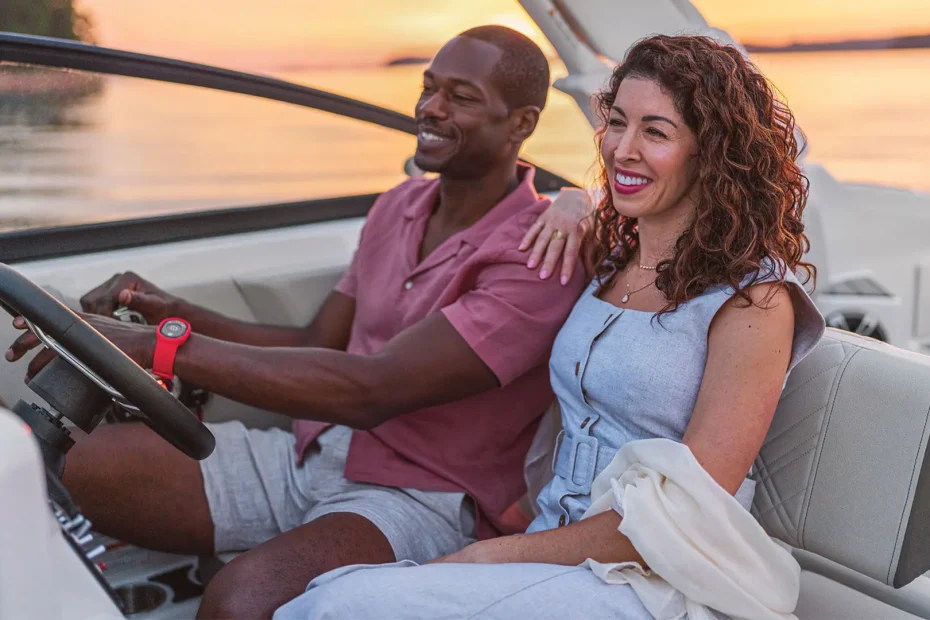 Nueva Sea Ray SDX 270 fueraborda - Patrón
