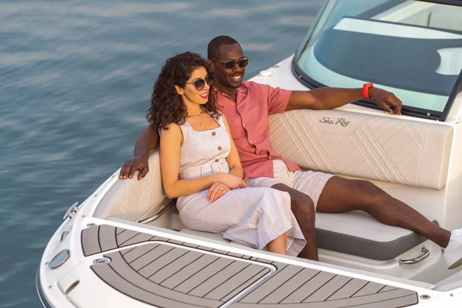 Nueva Sea Ray SDX 270 fueraborda - Vista proa