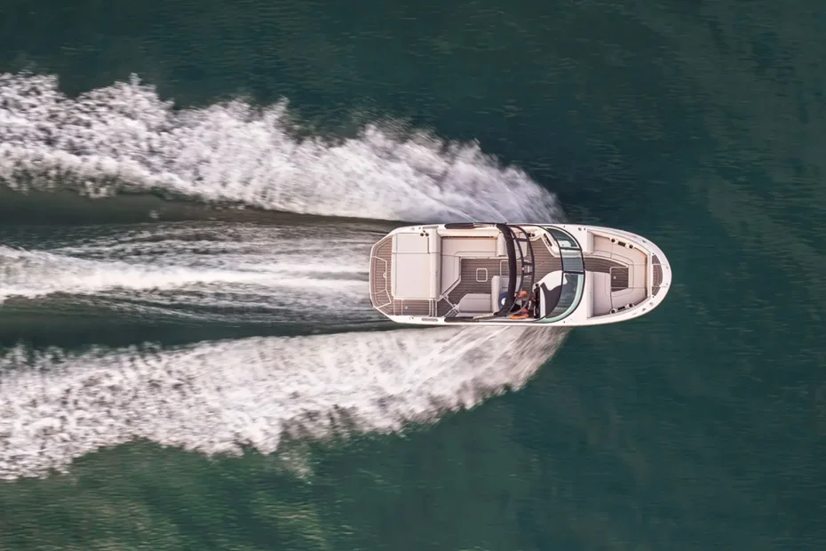 Nueva Sea Ray SDX 250 - Vista lateral aérea