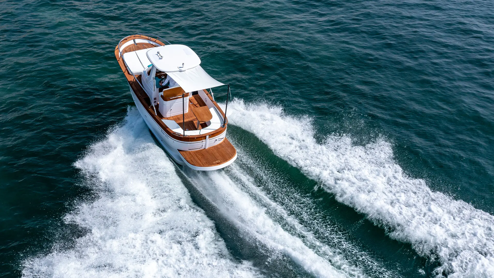 Próximamente en stock Cantieri Mimi Libeccio 8.5 WA - En travesia