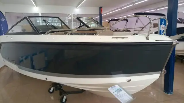 Quicksilver Activ 605 Bowrider - Casco en stock