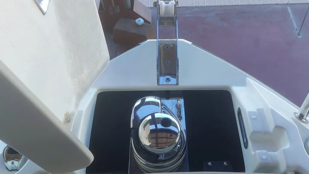 Quicksilver Activ 675 Bowrider - Molinete entrega inmediata