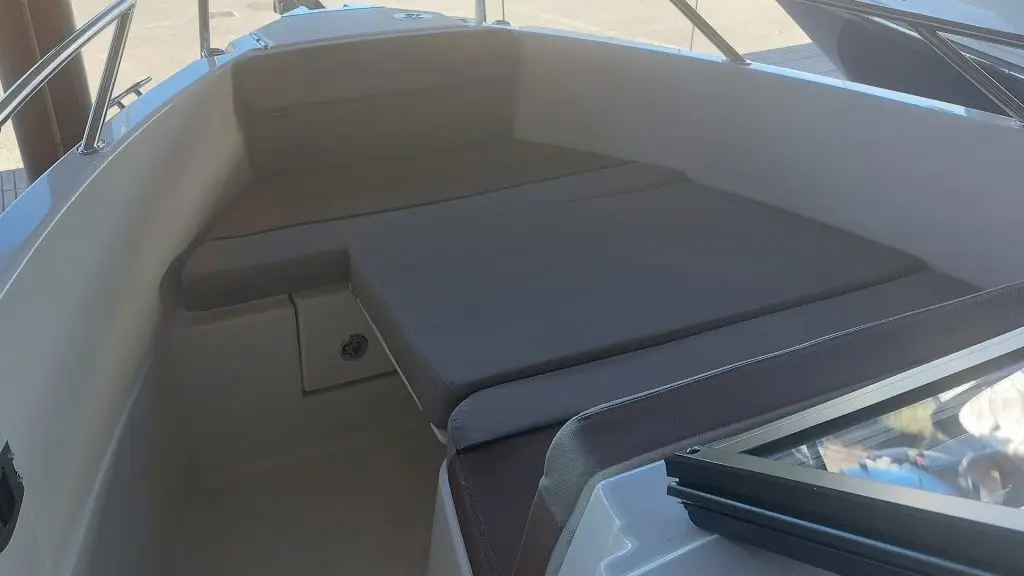 Quicksilver Activ 675 Bowrider - Solárium entrega inmediata