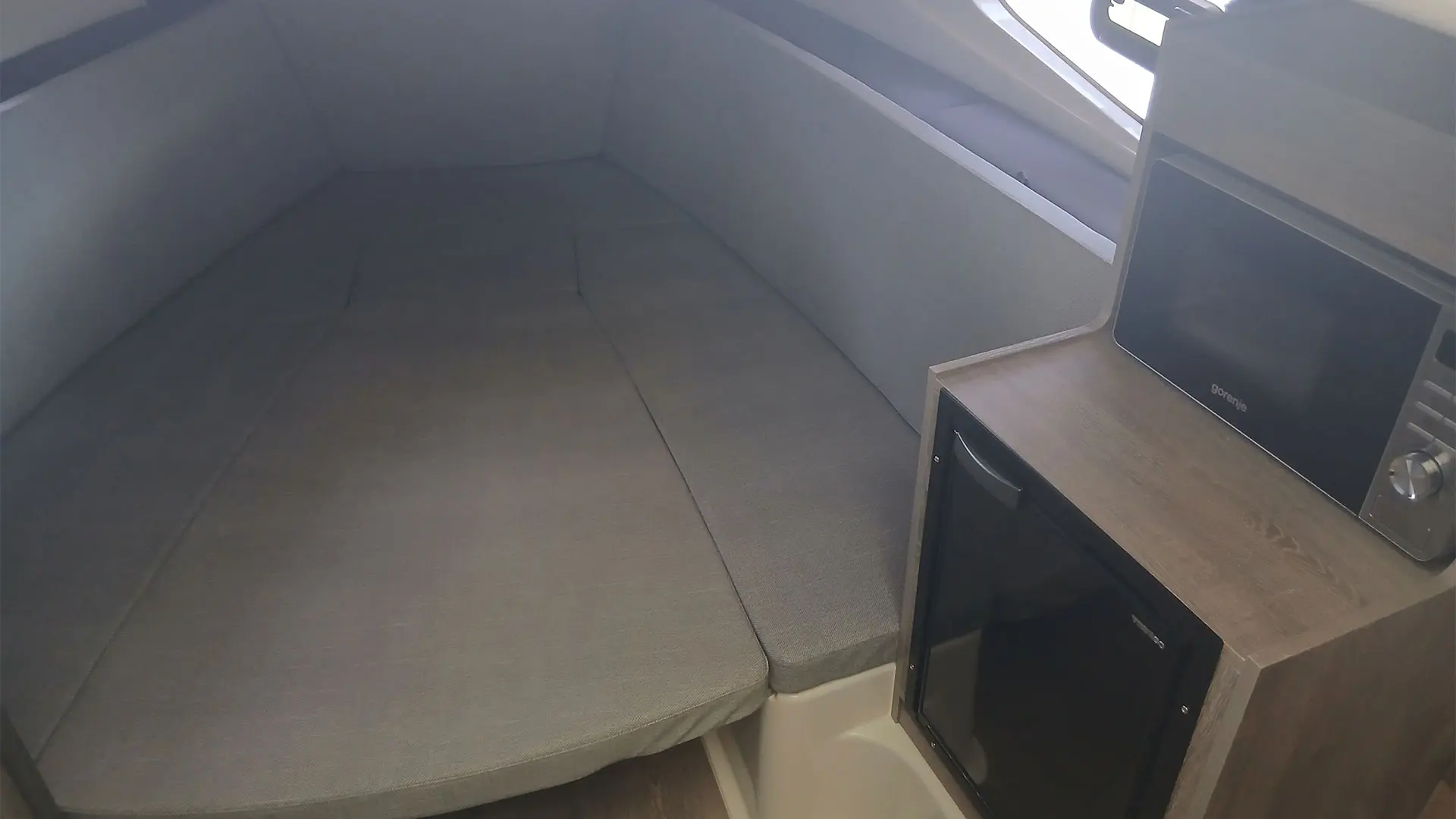 Barco nuevo entrega inmediata Quicksilver Activ 785 Sundeck - Camarote