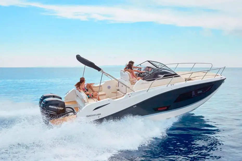 Quicksilver Activ 875 Sundeck - Principal